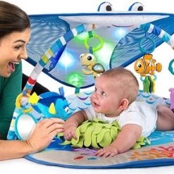 Bright Starts Mr. Ray Ocean Lights Activity Gym 23 Bright Starts Mr. Ray Ocean Lights Activity Gym -babygyms Winkel 550x289