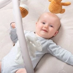 Baby's Only Baby Speelkleed Met Boog - Baby Gym - Playmat - Speelmat Sense - Caramel/Kiezelgrijs/Wit - Zachte Rib Corduroy Stof - 94x83 Cm 10 Baby's Only Baby Speelkleed Met Boog - Baby Gym - Playmat - Speelmat Sense - Caramel/Kiezelgrijs/Wit - Zachte Rib Corduroy Stof - 94x83 Cm -babygyms Winkel 550x366 54