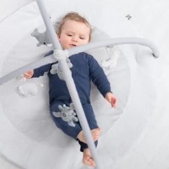 Baby's Only Rond Baby Speelkleed Met Boog - Baby Gym - Playmat - Speelmat - Zilvergrijs/Grijs/Wit - 87 Cm - Gebreide Figuurtjes 11 Baby's Only Rond Baby Speelkleed Met Boog - Baby Gym - Playmat - Speelmat - Zilvergrijs/Grijs/Wit - 87 Cm - Gebreide Figuurtjes -babygyms Winkel 550x367 14