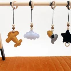 Skodie Babygym - Houten Baby Speelgoed - Handgemaakt - Speelboog - Duurzaam - Vanaf 0 Maanden -babygyms Winkel 550x400 1