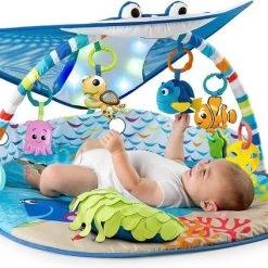 Disney Baby Mr. Ray Ocean, Finding Nemo Speeldeken Met Speelboog, Lichten En Meer Dan 20 Minuten Melodieën, Blauw, 81.28 X 91.44 X 45.72 Cm 13 Disney Baby Mr. Ray Ocean, Finding Nemo Speeldeken Met Speelboog, Lichten En Meer Dan 20 Minuten Melodieën, Blauw, 81.28 X 91.44 X 45.72 Cm -babygyms Winkel 550x423 3