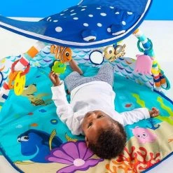 Disney Baby Mr. Ray Ocean, Finding Nemo Speeldeken Met Speelboog, Lichten En Meer Dan 20 Minuten Melodieën, Blauw, 81.28 X 91.44 X 45.72 Cm 17 Disney Baby Mr. Ray Ocean, Finding Nemo Speeldeken Met Speelboog, Lichten En Meer Dan 20 Minuten Melodieën, Blauw, 81.28 X 91.44 X 45.72 Cm -babygyms Winkel 550x550 269