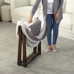 Bright Starts FoldAway Rocking Wood Bassinet - Carrington 19 Bright Starts FoldAway Rocking Wood Bassinet - Carrington -babygyms Winkel 550x550 599