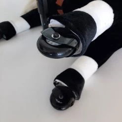 2iX - Rijdend Speelgoed Paard - Zwart - Pluche - Inline Skate Wielen - Hobbelpaard Voor Jongens En Meisjes 4 Tot 9 Jaar -babygyms Winkel 550x550 689