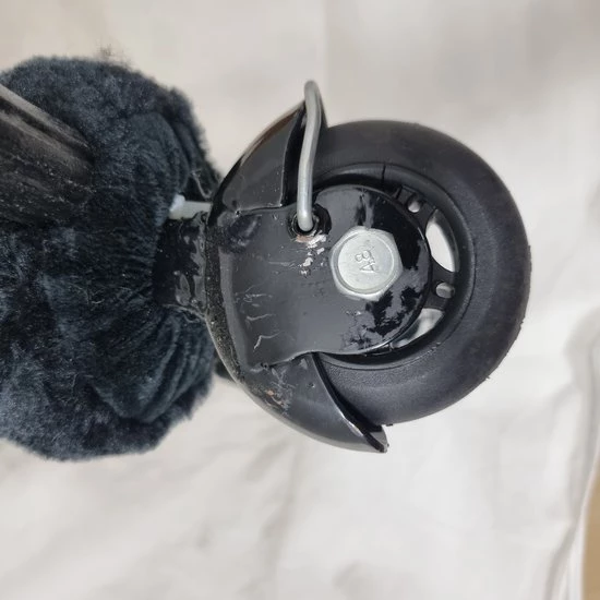 Playwood - Mechanisch Rijdend Paard Met Geluid 2e Kansje Beschadigde Wielkappen 6 Playwood - Mechanisch Rijdend Paard Met Geluid 2e Kansje Beschadigde Wielkappen - Afbeelding 6