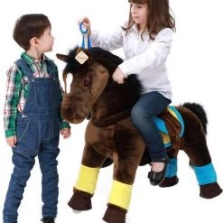PonyCycle Luxe Speelgoed - Rijpaard Donkerbruin Groot K45 7 PonyCycle Luxe Speelgoed - Rijpaard Donkerbruin Groot K45 -babygyms Winkel 550x656 2