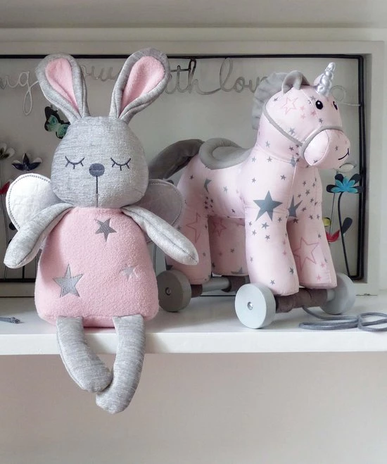 Little Bird Told Me - Celeste De Eenhoorn - Trekpaardje - Roze En Grijs 3 Little Bird Told Me - Celeste De Eenhoorn - Trekpaardje - Roze En Grijs - Afbeelding 3