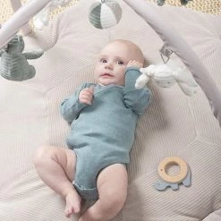Baby's Only Baby Speelkleed Met Boog - Baby Gym - Playmat - Speelmat Sense - Zeegroen/Kiezelgrijs/Wit - Zachte Rib Corduroy Stof - 94x83 Cm 10 Baby's Only Baby Speelkleed Met Boog - Baby Gym - Playmat - Speelmat Sense - Zeegroen/Kiezelgrijs/Wit - Zachte Rib Corduroy Stof - 94x83 Cm -babygyms Winkel 550x824 8