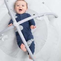 Baby's Only Rond Baby Speelkleed Met Boog - Baby Gym - Playmat - Speelmat - Zilvergrijs/Grijs/Wit - 87 Cm - Gebreide Figuurtjes 12 Baby's Only Rond Baby Speelkleed Met Boog - Baby Gym - Playmat - Speelmat - Zilvergrijs/Grijs/Wit - 87 Cm - Gebreide Figuurtjes -babygyms Winkel 550x825 13