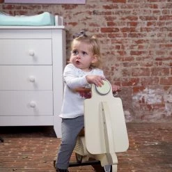 Childhome CHILDWOOD - SCHOMMEL SCOOTER CREAM 13 Childhome CHILDWOOD - SCHOMMEL SCOOTER CREAM -babygyms Winkel 550x825 38